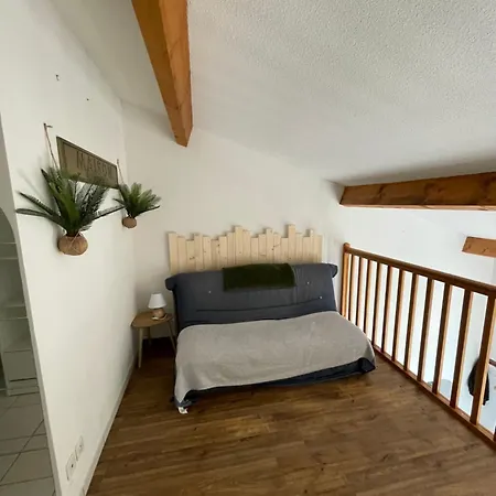 Holiday home Pavillon 2 1 Mezzanine 6personnes Saint-Pierre-la-Mer (Aude)